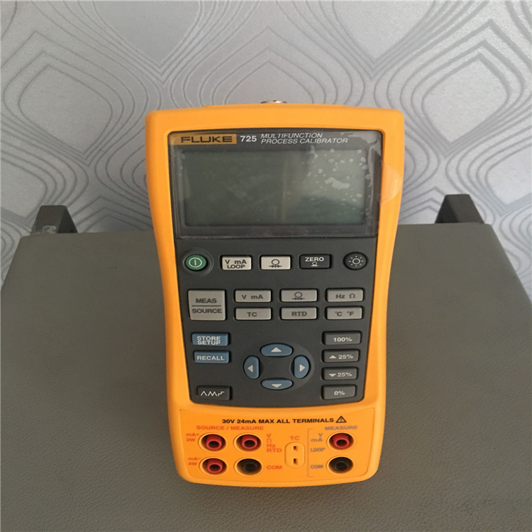 FLUKE199C